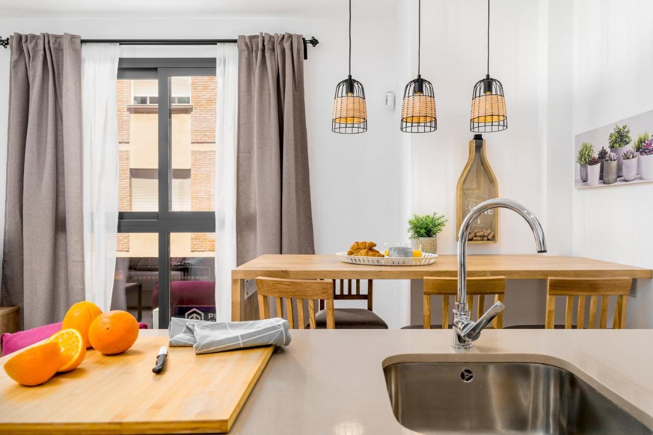 Apartamento Deluxe Con Piscina, Terraza & Parking มาลากา ภายนอก รูปภาพ