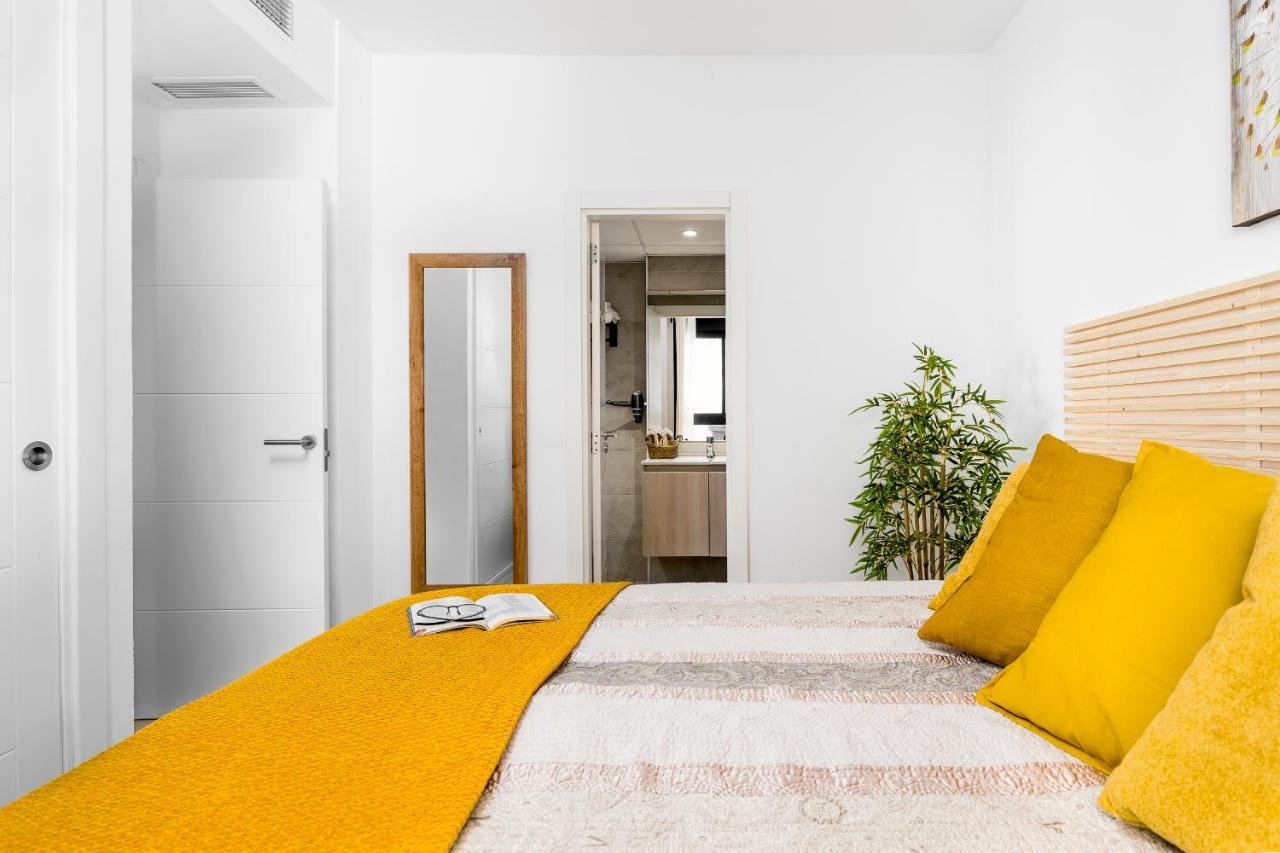 Apartamento Deluxe Con Piscina, Terraza & Parking มาลากา ภายนอก รูปภาพ