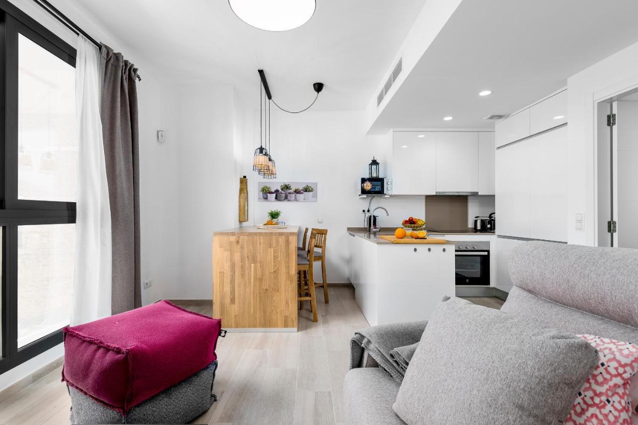 Apartamento Deluxe Con Piscina, Terraza & Parking มาลากา ภายนอก รูปภาพ